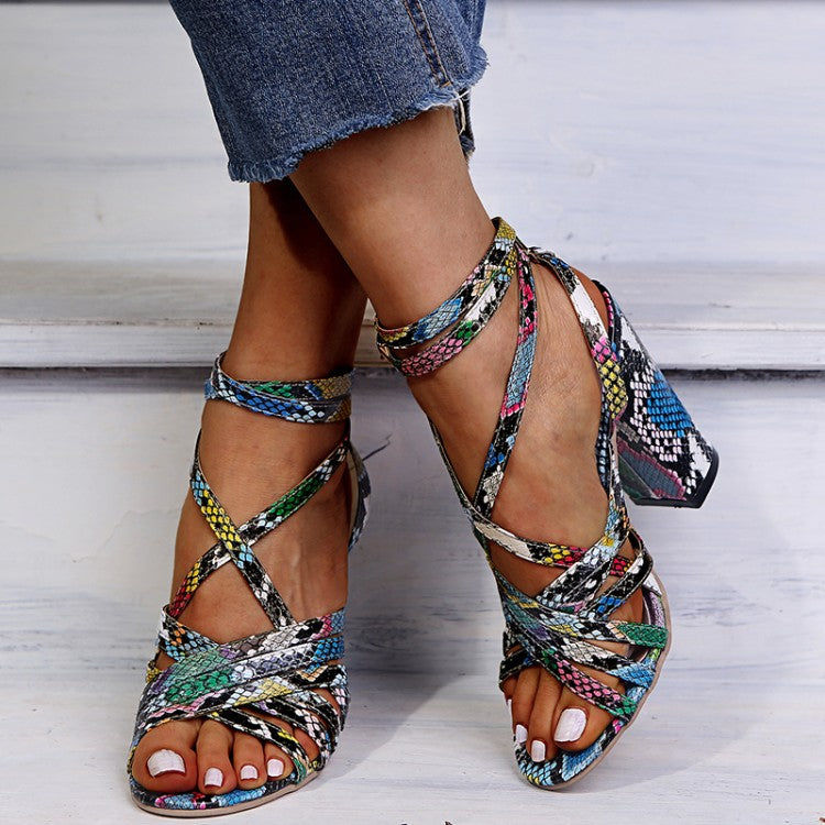 Large Size Thick Heel Hollowed Fashion Open Toe European and American Style Sandals 