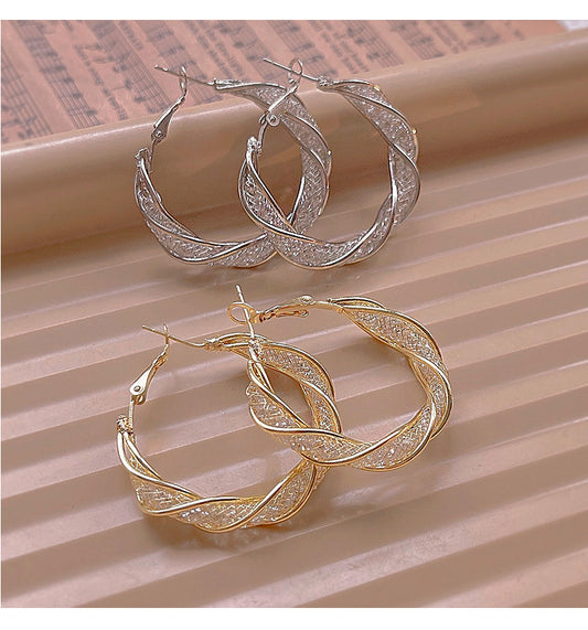 Simple Earrings Jewelry Bride Wedding Engagement Gift Fashion Temperament Womens Stainless Steel Twisted Hollow Circle Versatile