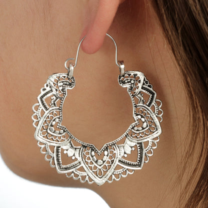 Vintage Antique Silver Color Carving Drop Earrings for Women Ethnic Alloy Piercing Dangle Earrings Jewelry pendient