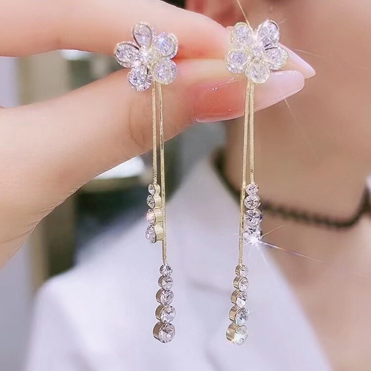 Crystal Long Earrings for Women Flower Rhinestone Wedding Pendant Earring Fashion Jewelry Earring Pendientes
